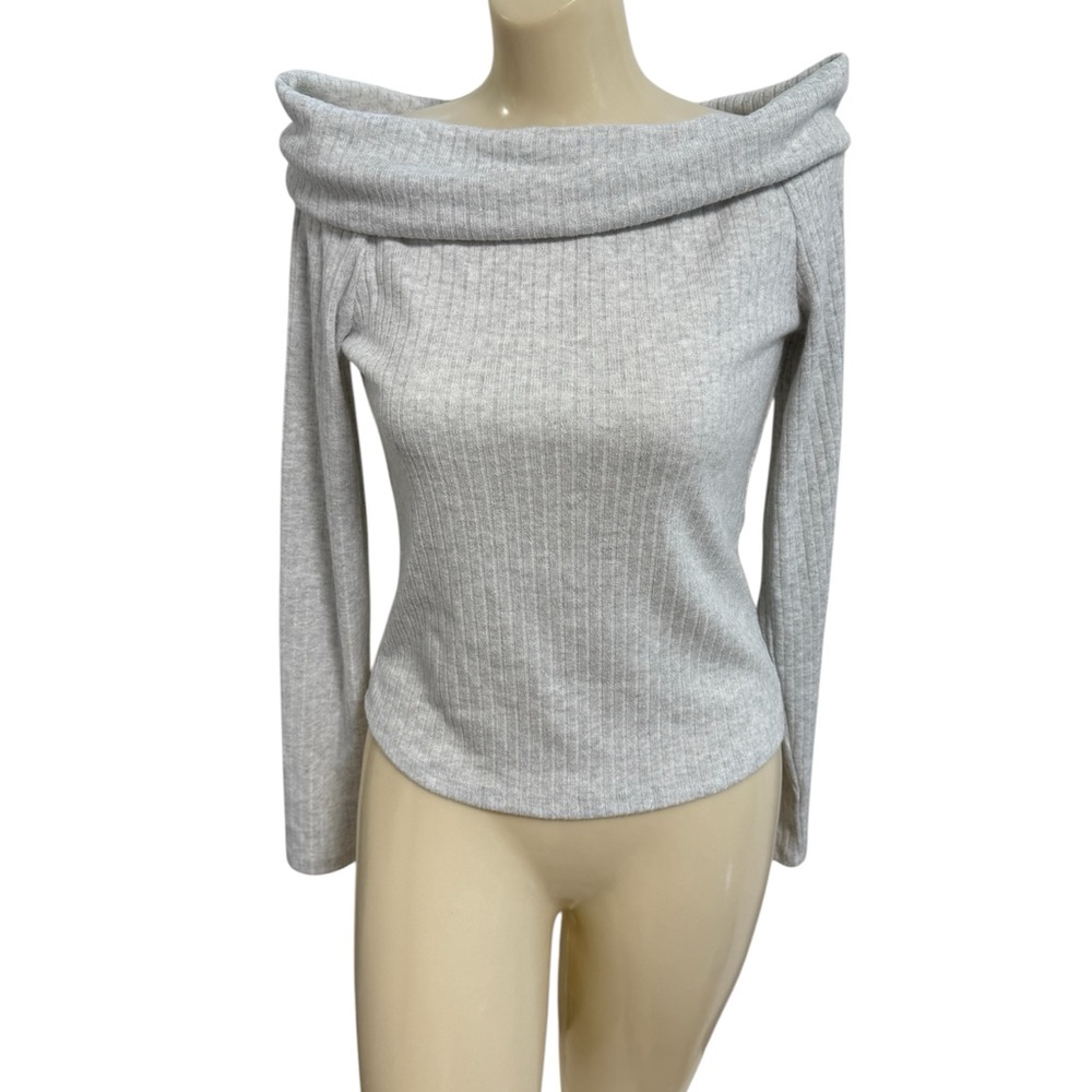 Just Polly New York Woman’s Top Sweater Off Shoulder Gray Knitted Size L